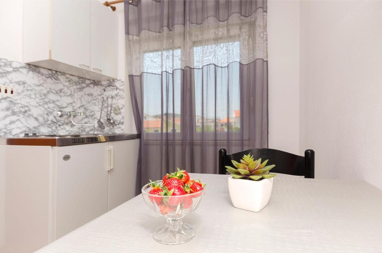 Apartments And Room Take It Easy Tribalj Extérieur photo