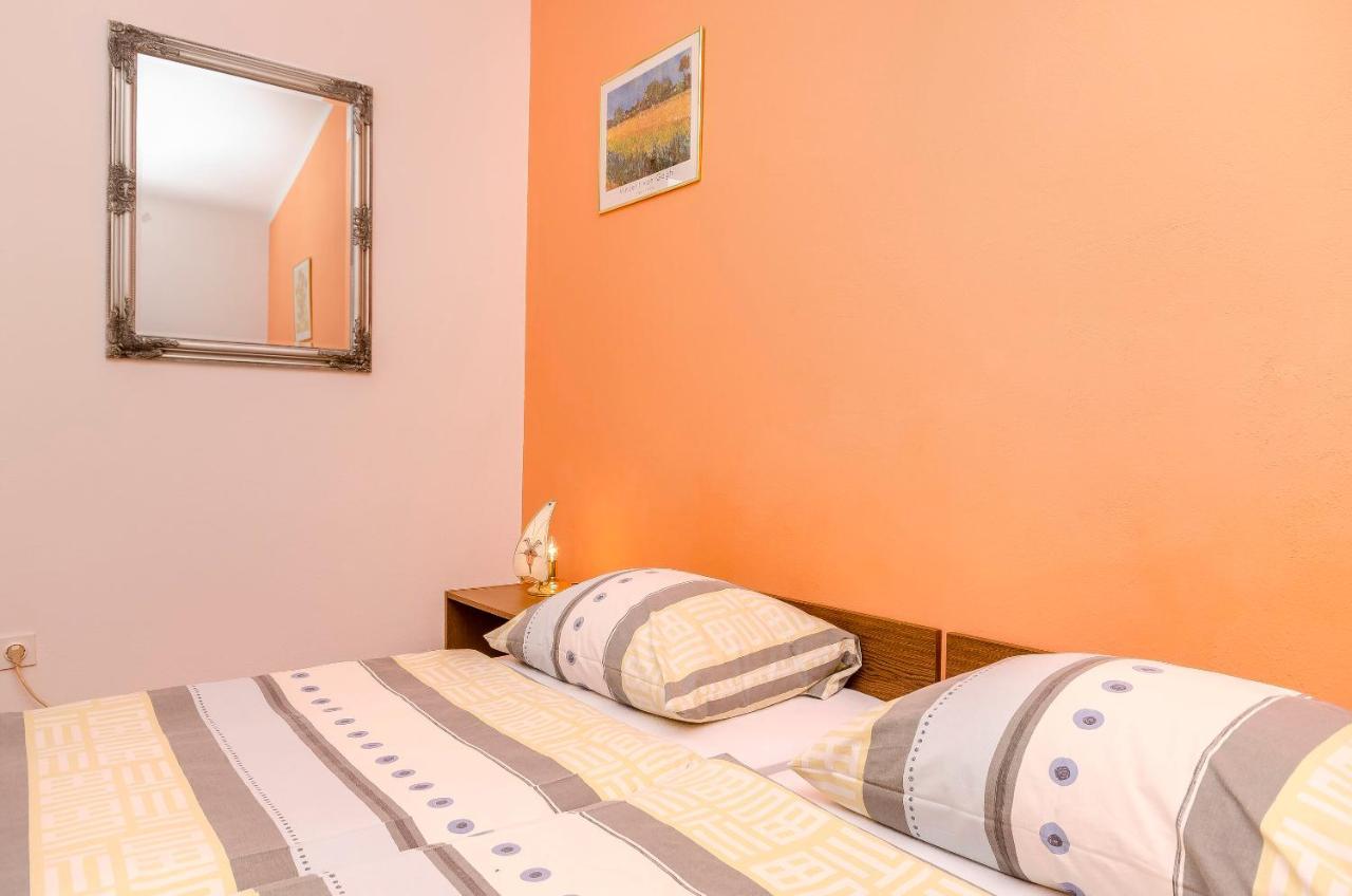 Apartments And Room Take It Easy Tribalj Extérieur photo